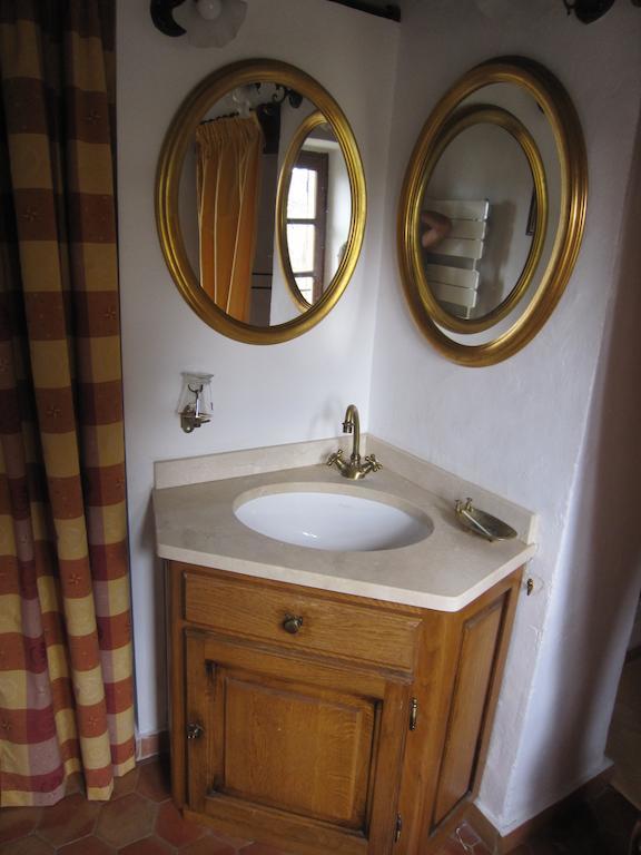 La Frandomiere Bed and Breakfast Saint-Martin-de-Londres Eksteriør billede