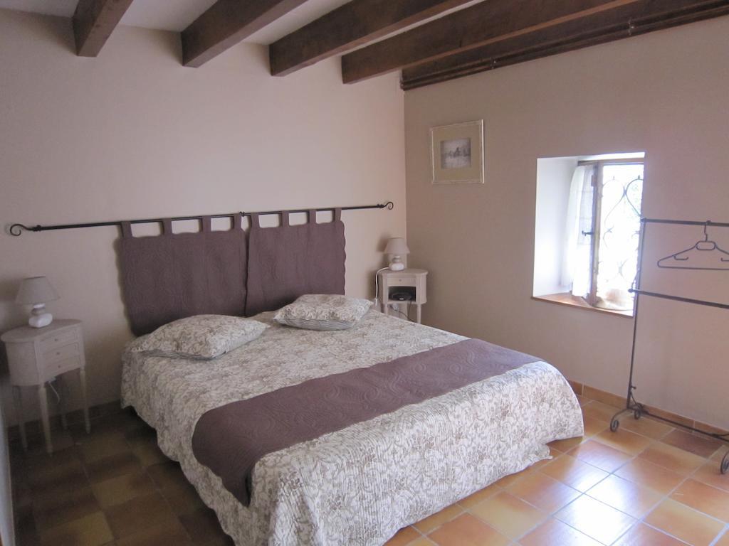 La Frandomiere Bed and Breakfast Saint-Martin-de-Londres Værelse billede